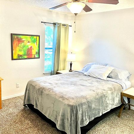 Daytona 2 Bed Apartment 10 Minutes To Beach With Balcony Port Orange Dış mekan fotoğraf