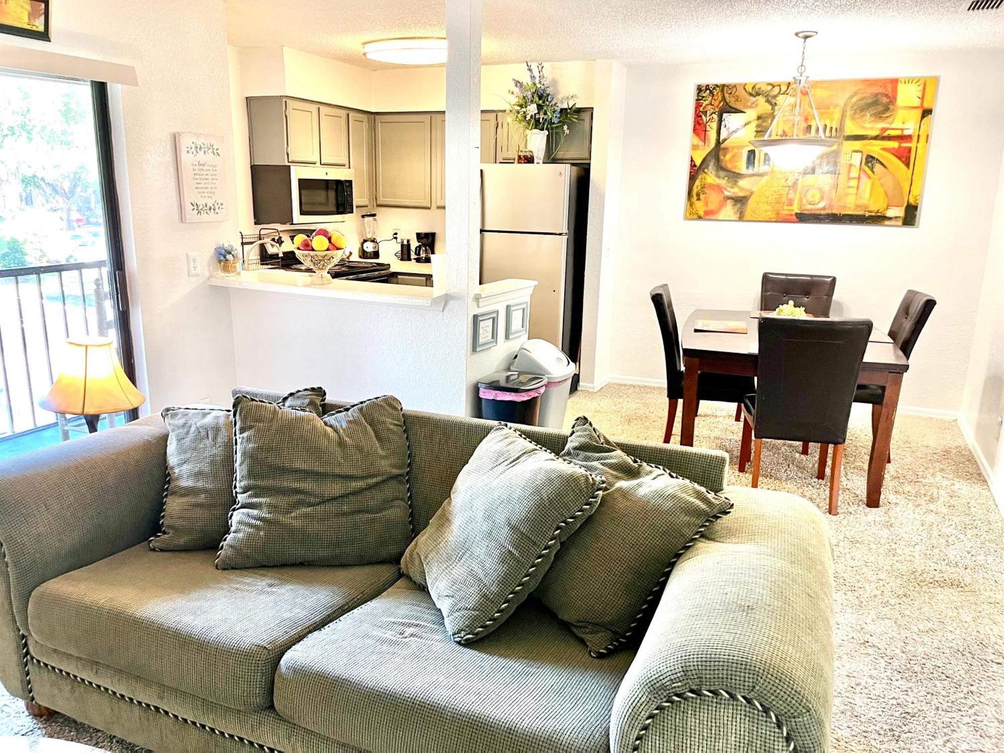 Daytona 2 Bed Apartment 10 Minutes To Beach With Balcony Port Orange Dış mekan fotoğraf