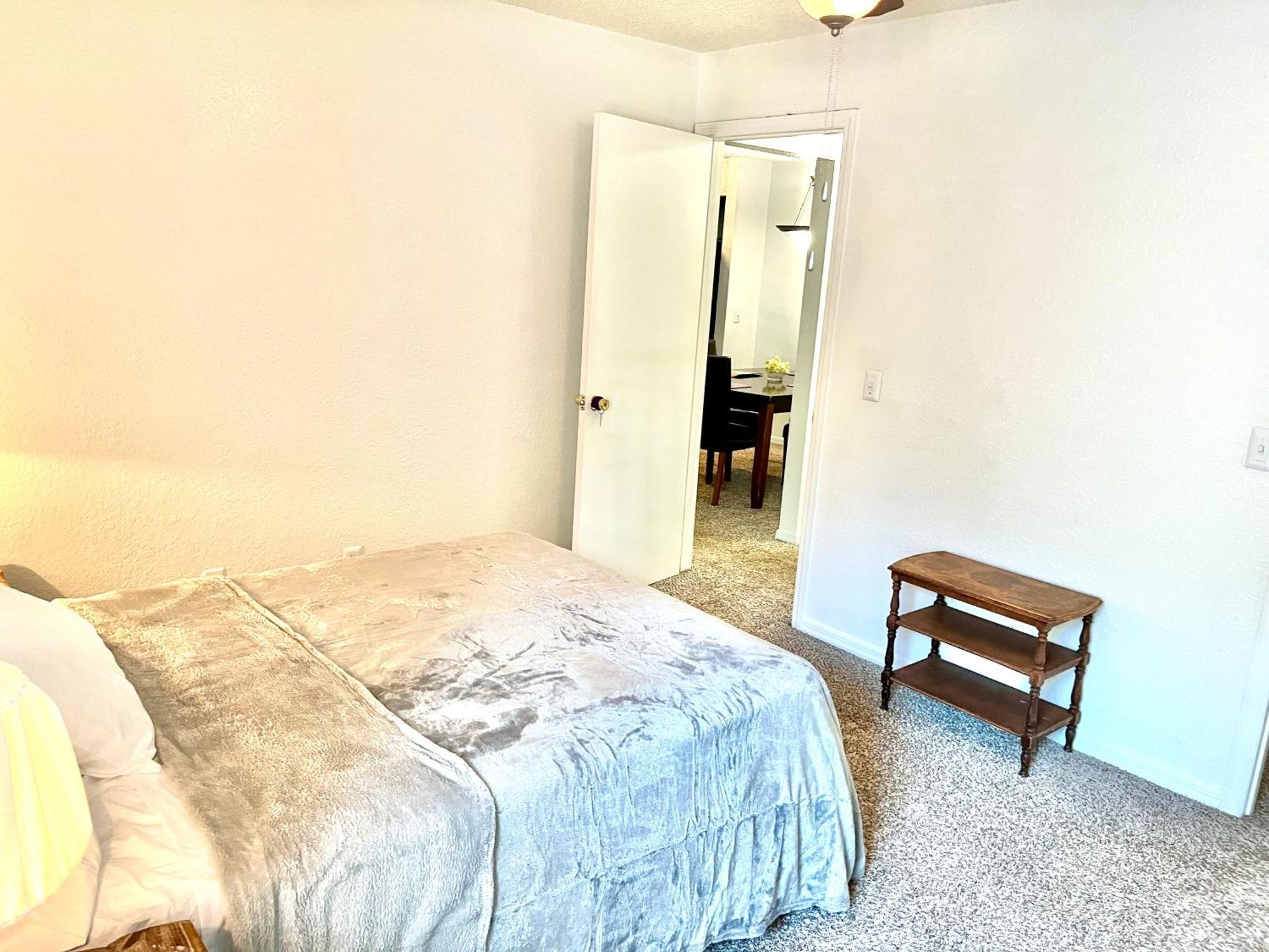 Daytona 2 Bed Apartment 10 Minutes To Beach With Balcony Port Orange Dış mekan fotoğraf