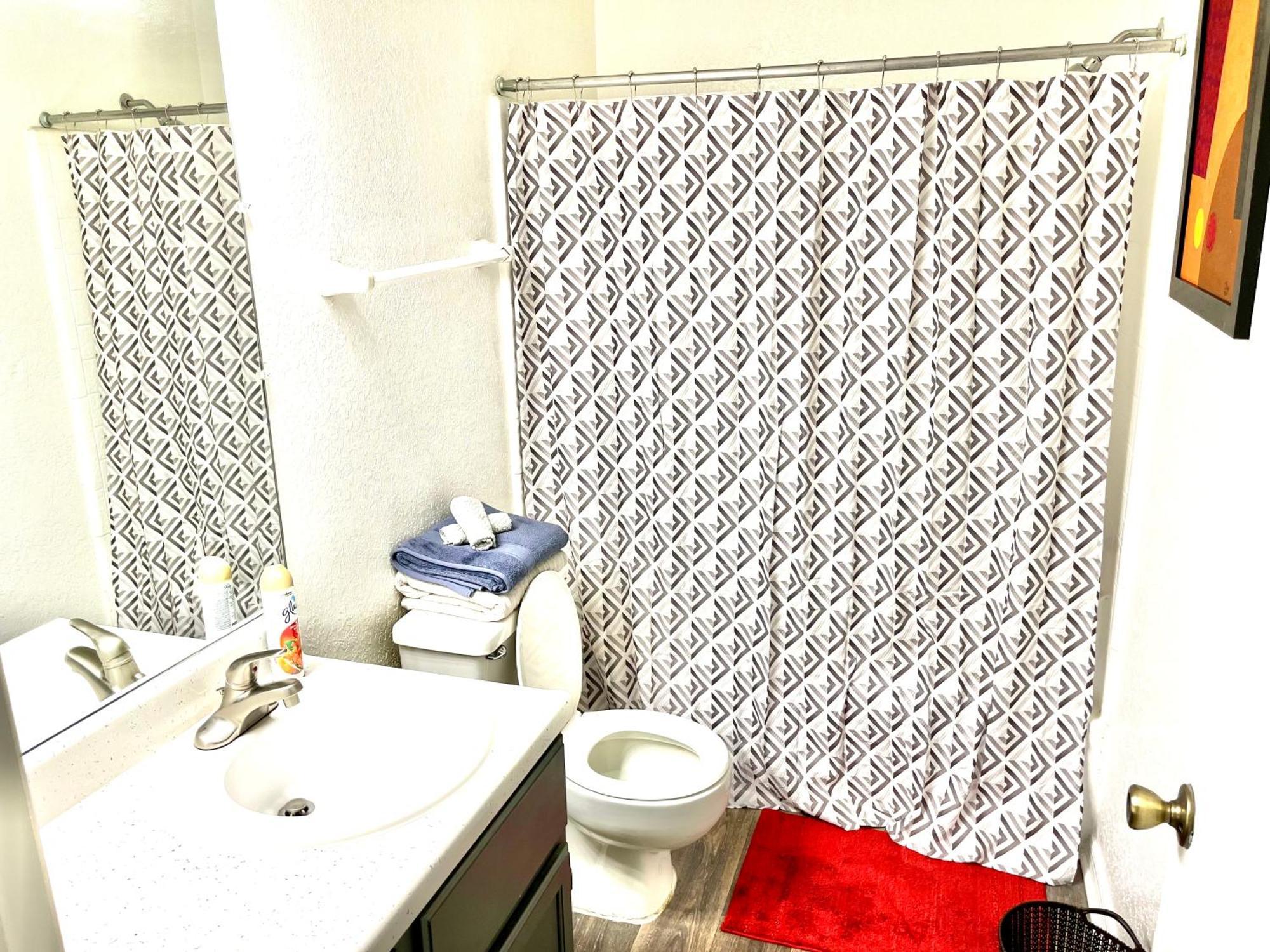 Daytona 2 Bed Apartment 10 Minutes To Beach With Balcony Port Orange Dış mekan fotoğraf