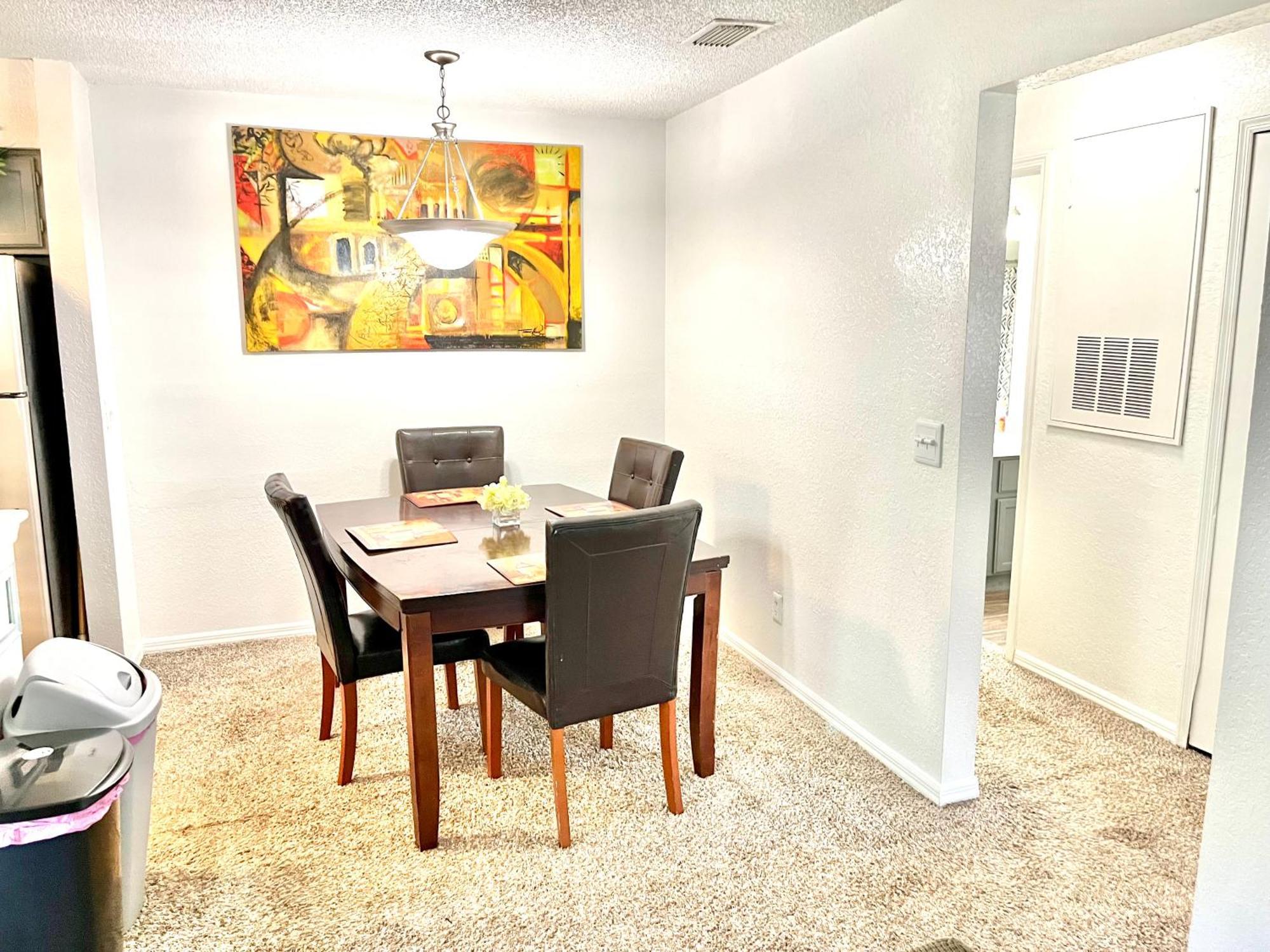 Daytona 2 Bed Apartment 10 Minutes To Beach With Balcony Port Orange Dış mekan fotoğraf