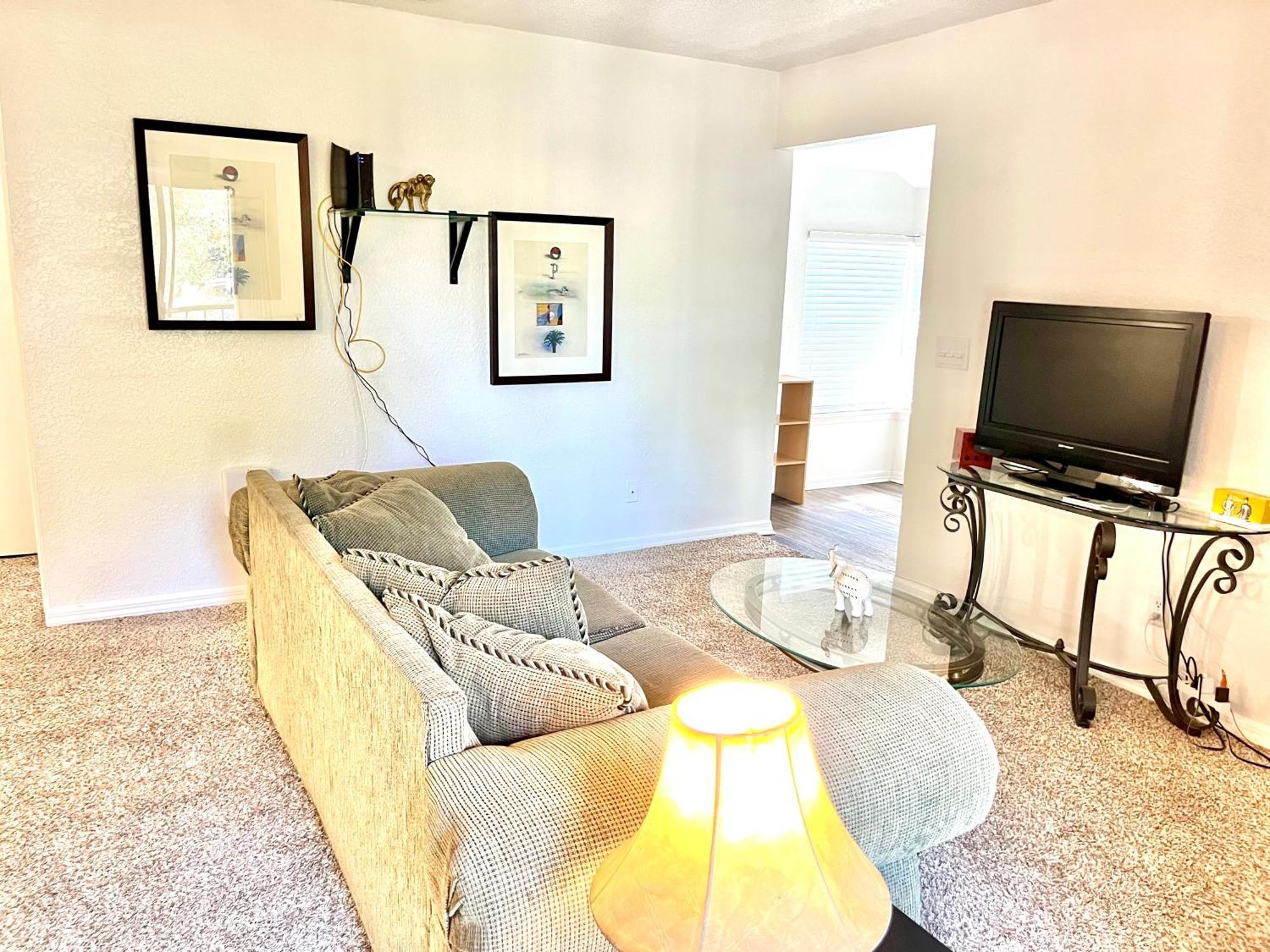 Daytona 2 Bed Apartment 10 Minutes To Beach With Balcony Port Orange Dış mekan fotoğraf