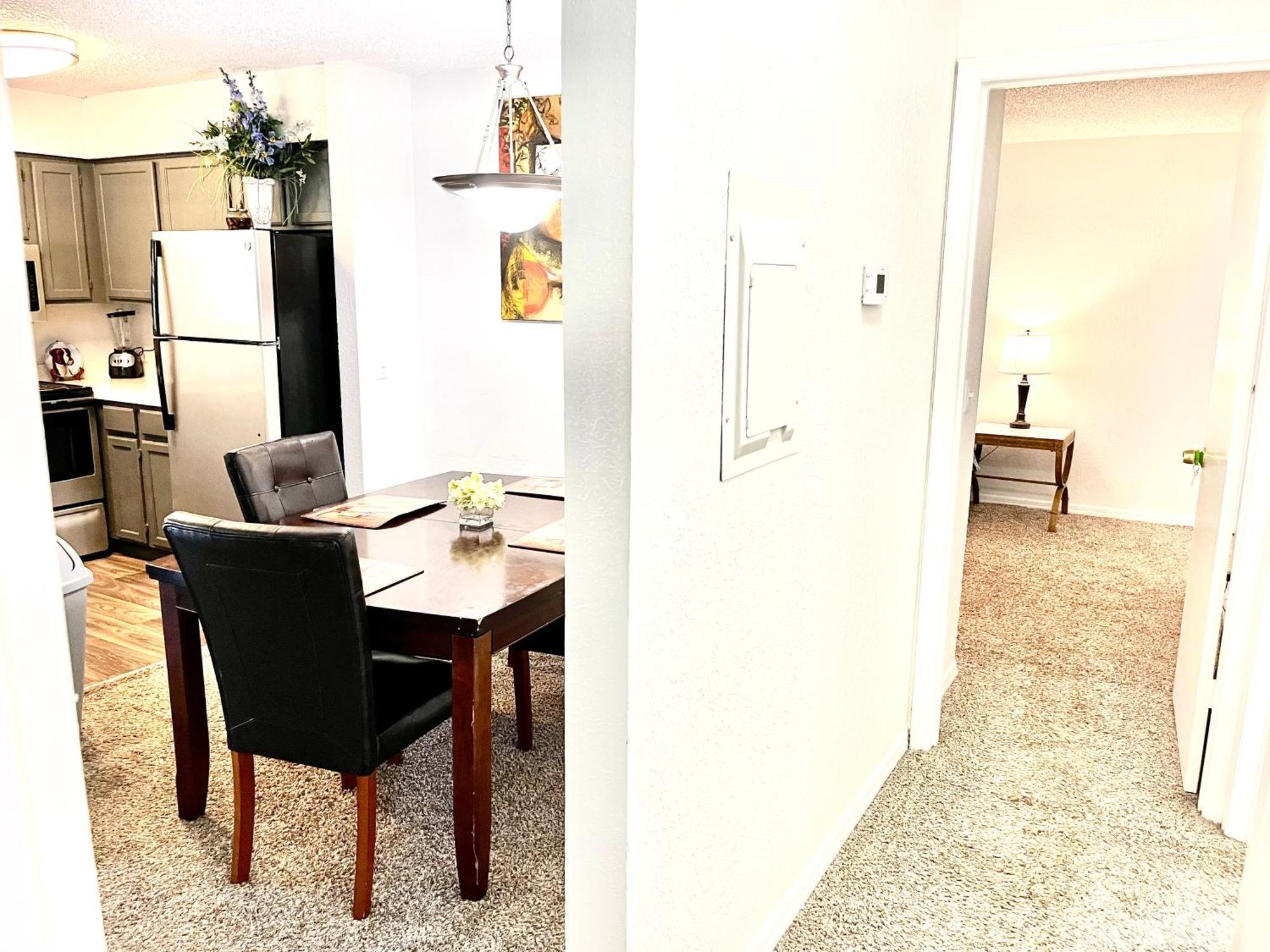 Daytona 2 Bed Apartment 10 Minutes To Beach With Balcony Port Orange Dış mekan fotoğraf