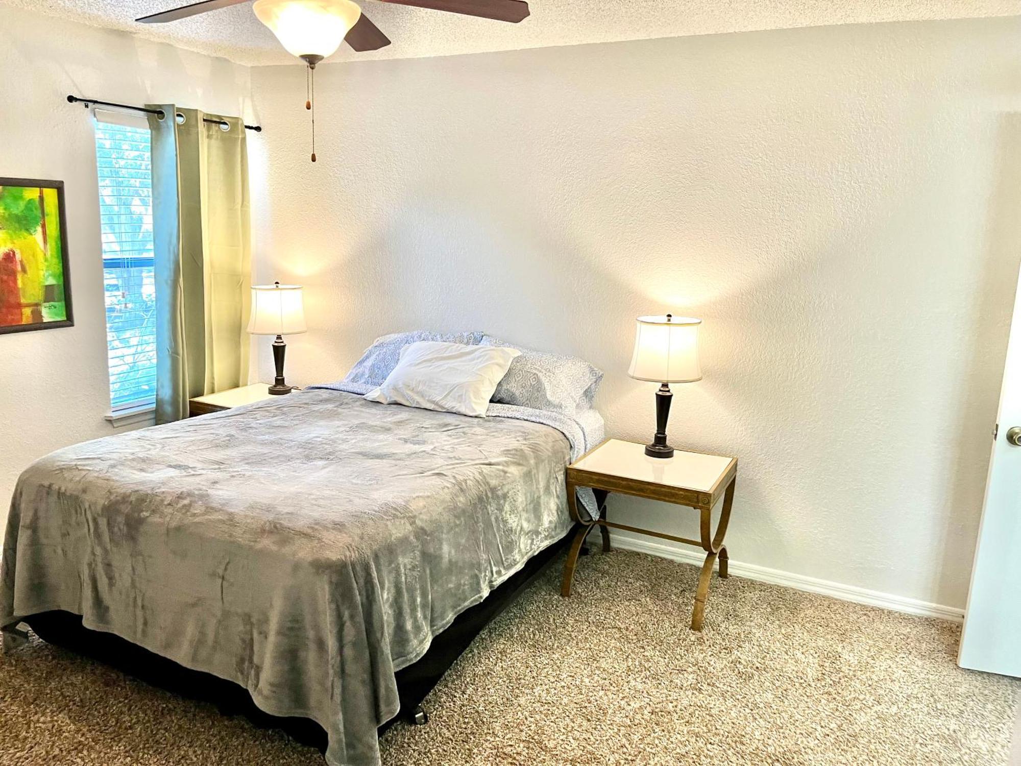 Daytona 2 Bed Apartment 10 Minutes To Beach With Balcony Port Orange Dış mekan fotoğraf