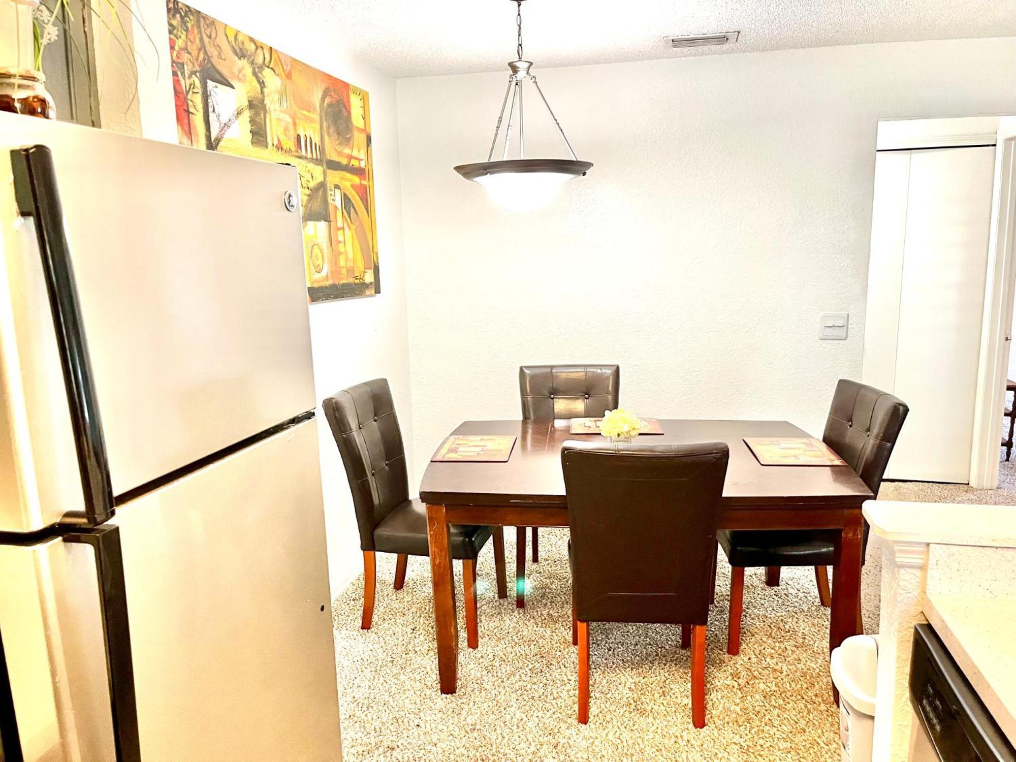 Daytona 2 Bed Apartment 10 Minutes To Beach With Balcony Port Orange Dış mekan fotoğraf