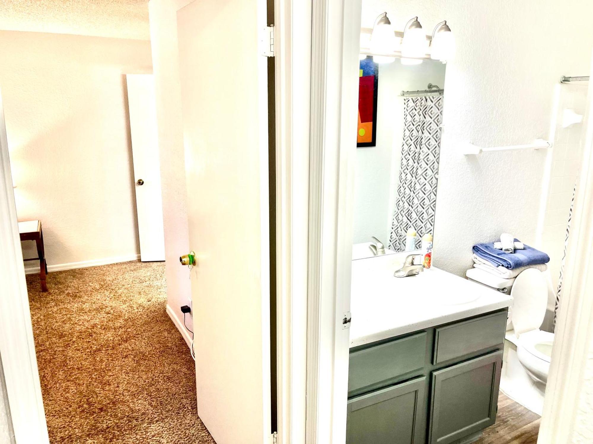 Daytona 2 Bed Apartment 10 Minutes To Beach With Balcony Port Orange Dış mekan fotoğraf
